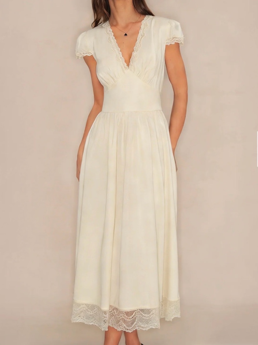 Elegant Midi Dress with Lace Trim